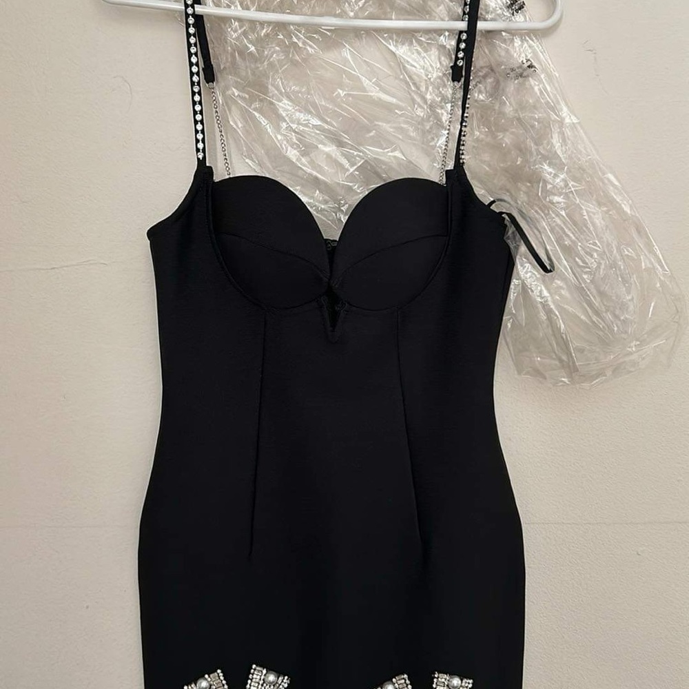 NEW DRESS , BLACK WHIT DETAILS - Picture 1 of 2